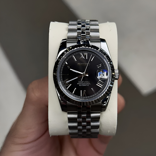 STORMTICK® Black Roman Numeral Dial